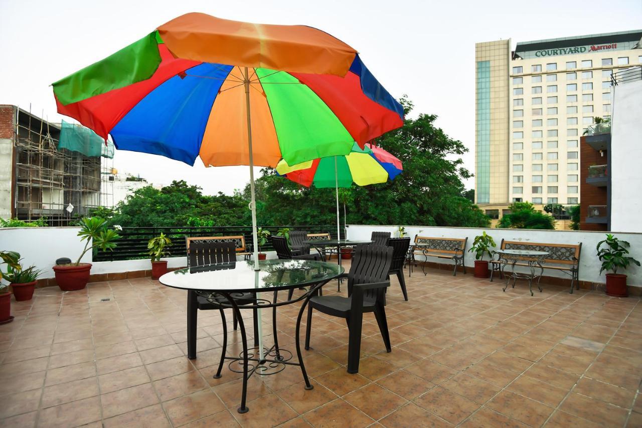 Studio Serviced Apartments Near Fortis Hospital Gurgaon Ngoại thất bức ảnh