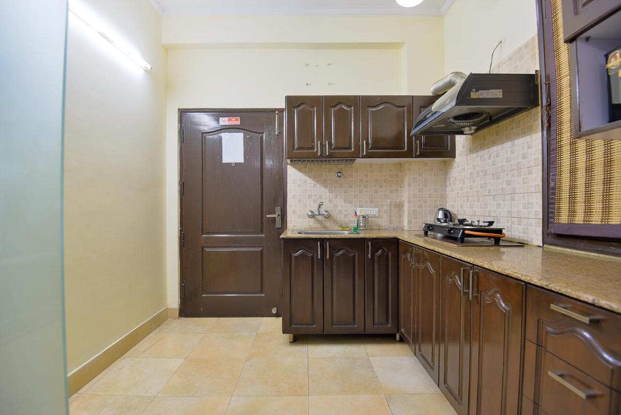 Studio Serviced Apartments Near Fortis Hospital Gurgaon Ngoại thất bức ảnh