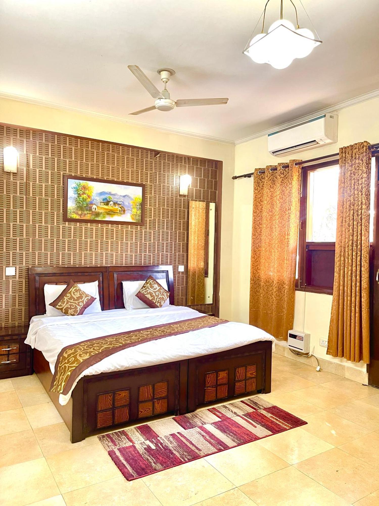 Studio Serviced Apartments Near Fortis Hospital Gurgaon Ngoại thất bức ảnh